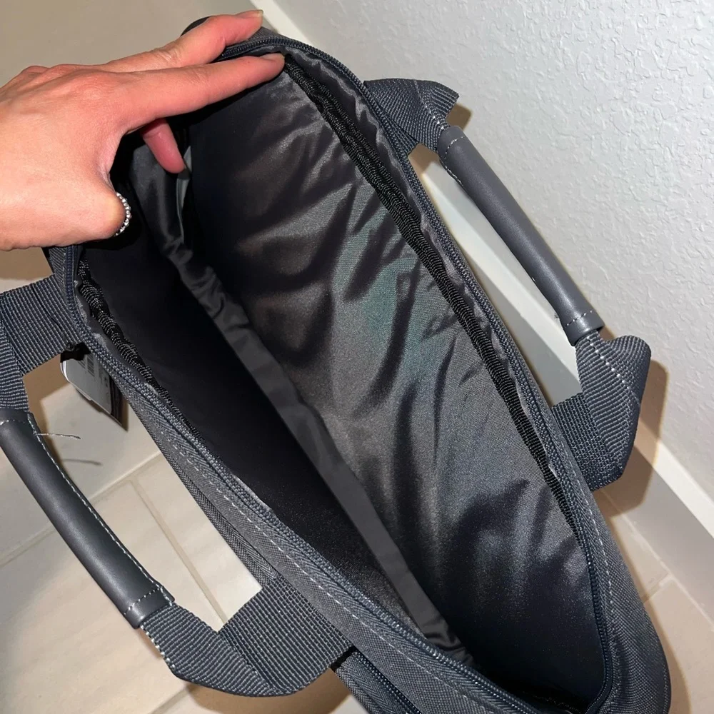 BRAND NEW Targus Briefcase for Sale